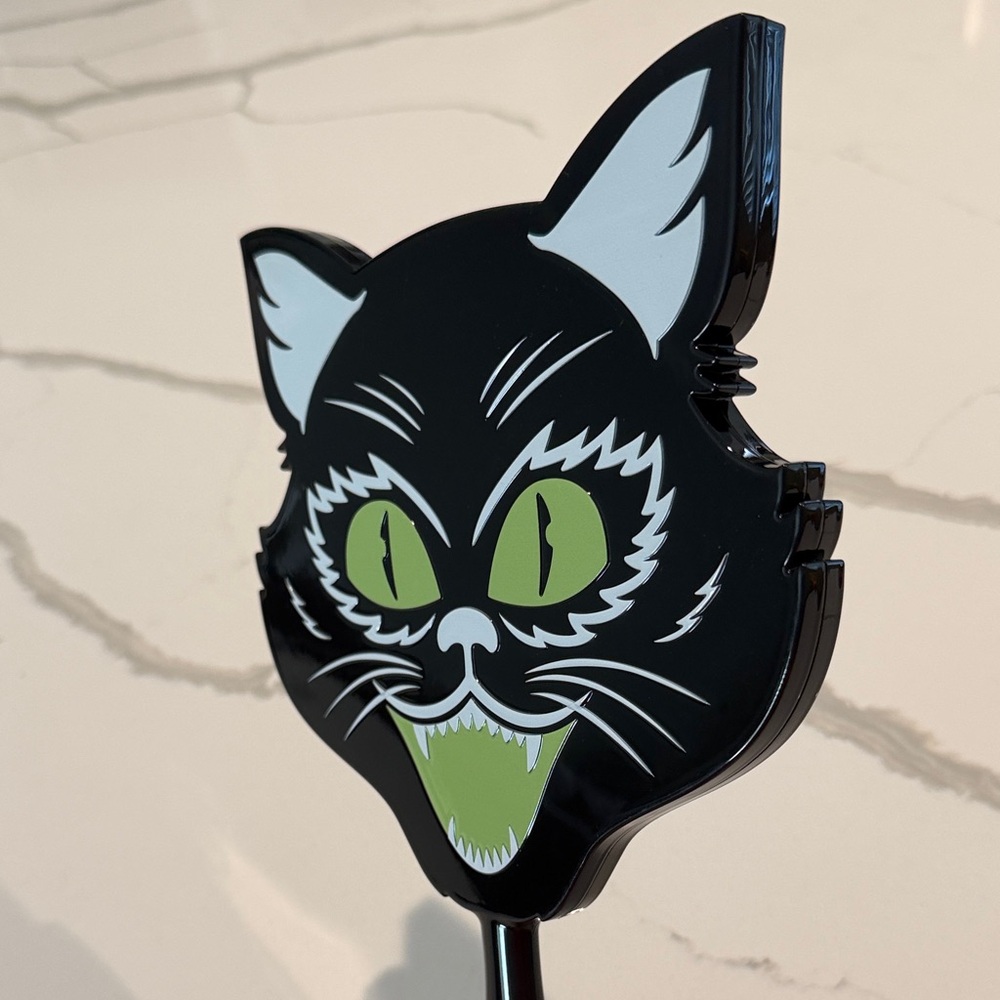 Jeffree Star glow in the dark cat mirror - Picture 3 of 3